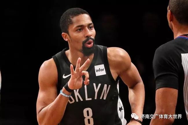  都灵黑马成色十足，力克强敌延续不败神话